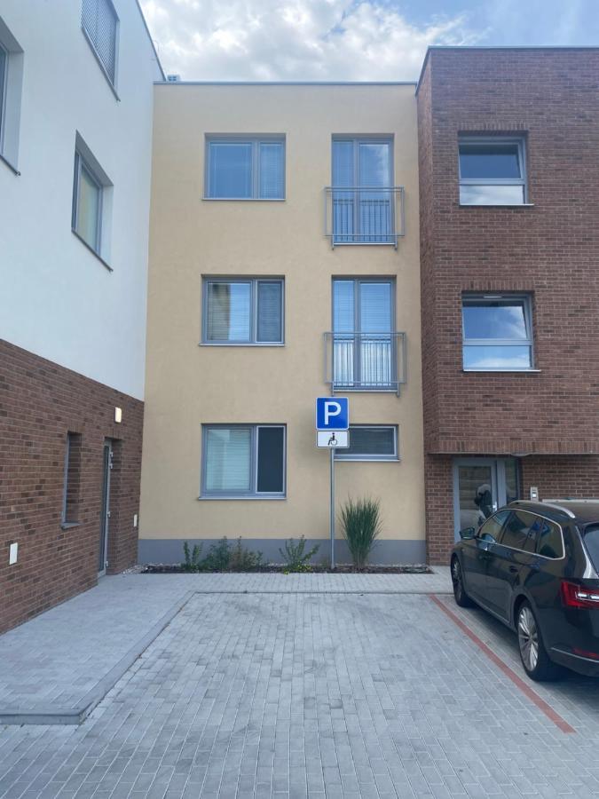 Maja Apartman Dunajska Streda Ngoại thất bức ảnh